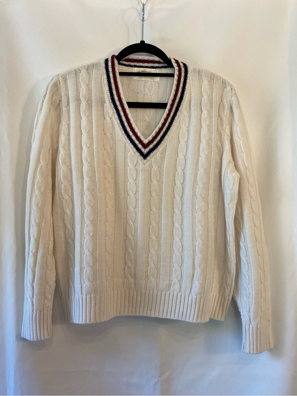 Women's Preppy Academia Classic Cable Knit V-Neck Sweater Cream Contrast Trim MD